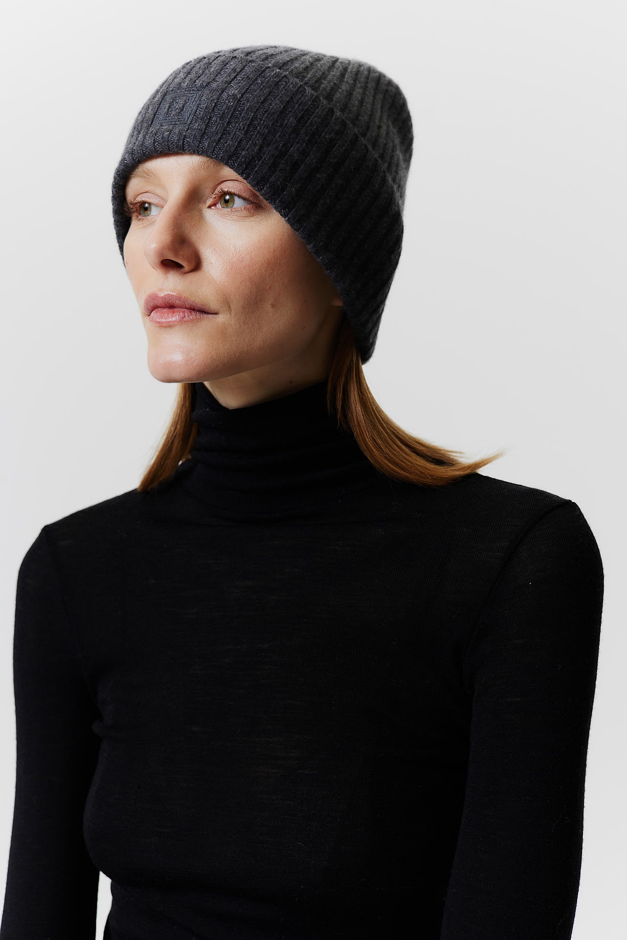 Cashmere Beanie Rib Knit Graphite